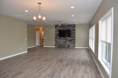 3 Lazy Brook Dr, West Branch, IA 52358 - photo 6