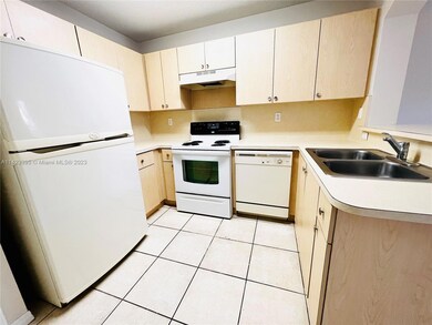 10648 SW 6th St unit 1603, Pembroke Pines, FL 33025 - photo 5