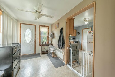 312 N Green St, Argyle, WI 53504 - photo 3