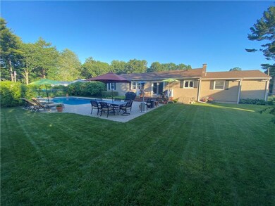 1 Roger Williams Ct, Greenville, RI 02828 - photo 2