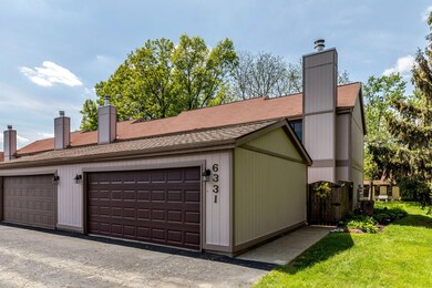 6331 Friars Green Ln, Columbus, OH 43213 - photo 5