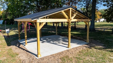 117 Lakeview Cir, Loveland, OH 45140 - photo 6