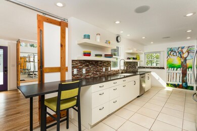 1832 SW Forest Ridge Ave, Bend, OR 97702 - photo 6