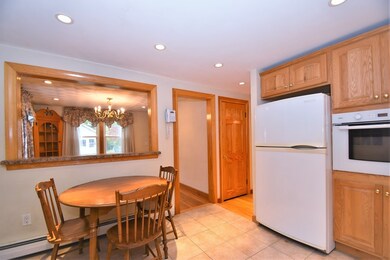 48 Ellis St, Woburn, MA 01801 - photo 4