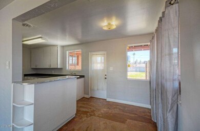 4211_n_indian_ln_MLS_HID1089664_ROOMeati