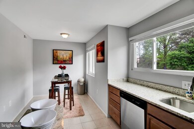 15256 Lodge Terrace, Woodbridge, VA 22191 - photo 5