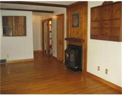 1007 Baptist Hill Rd, Palmer, MA 01069 - photo 3