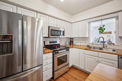 114 SW 52nd St, Des Moines, IA 50312 - photo 6