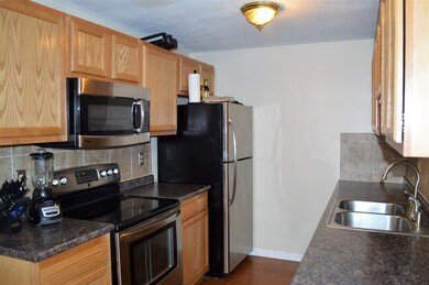 15 Blackstone Dr unit U1527, Nashua, NH 03063 - photo 3