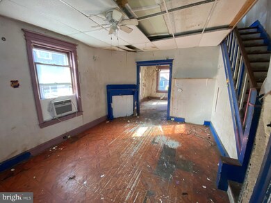 14 College Ave, Upper Darby, PA 19082 - photo 3