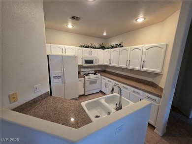 2050 W Warm Springs Rd unit 423, Henderson, NV 89014 - photo 4