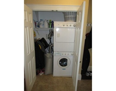 41 Farragut Ave unit 1, Medford, MA 02155 - photo 4