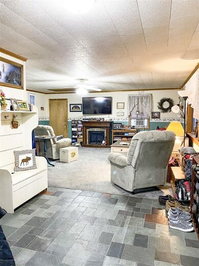 94 Grove St, Littleton, NH 03561 - photo 4