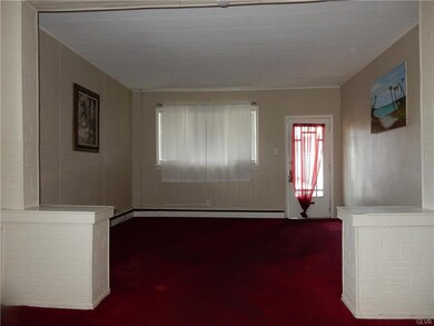 320 N Elizabeth St, Tamaqua, PA 18252 - photo 4