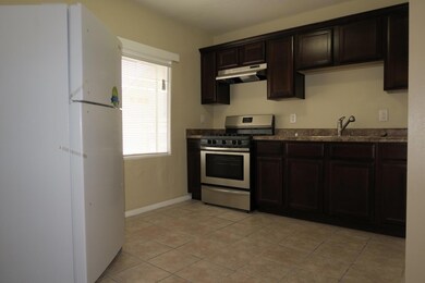 3922 N Piedras St unit B, El Paso, TX 79930 - photo 7
