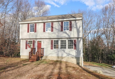 57 Lyndsey Ln, Weare, NH 03281 - photo 2