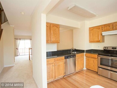 6327 Mary Todd Ct, Centreville, VA 20121 - photo 7