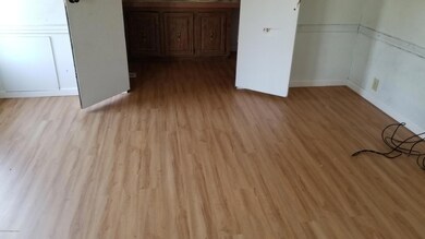 1025 Cecil Noel Rd, Bloomfield, KY 40008 - photo 4