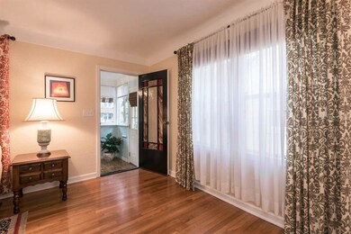 1411 15th St N, Saint Petersburg, FL 33704 - photo 3