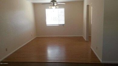 Dine 4926 Wide