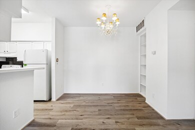 2425 Augusta Dr unit 7, Houston, TX 77057 - photo 6