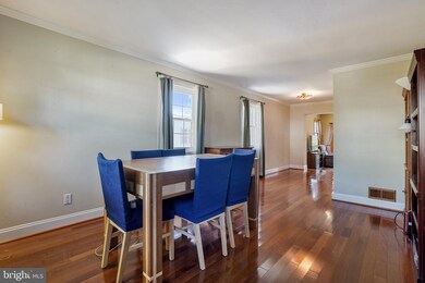 5643 Fenwick Dr, Alexandria, VA 22303 - photo 3