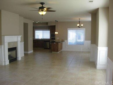 LIVING DINING KITCHEN 
