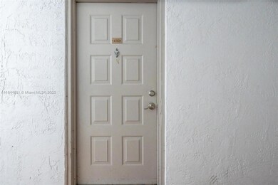 711 N Pine Island Rd unit 410, Plantation, FL 33324 - photo 3