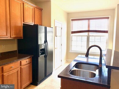 644 Cedar Spring St, Gaithersburg, MD 20877 - photo 6