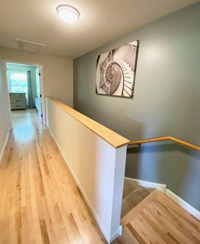 207 Juniper Dr, South Burlington, VT 05403 - photo 6