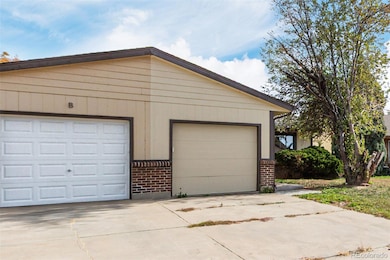 14255 E Montana Cir unit A, Aurora, CO 80012 - photo 6