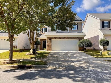 1047 Mountain Laurel Ct, Matthews, NC 28104 - photo 2