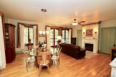 19 Golder St, Albany, NY 12209 - photo 3