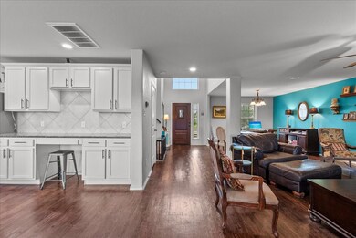 356 Century Oaks Ln, La Marque, TX 77568 - photo 7