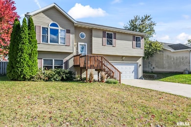 3058 Twin Lakes Dr, Springfield, IL 62707 - photo 2