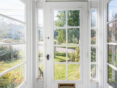 22 Proctor Ave, South Burlington, VT 05403 - photo 3