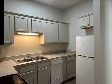 2231 8th St unit B, Mandeville, LA 70471 - photo 5