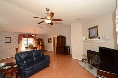 601 Independence Dr, Jacksonville, NC 28546 - photo 6