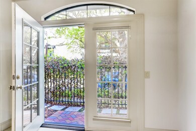 1711 Welch St, Houston, TX 77006 - photo 6