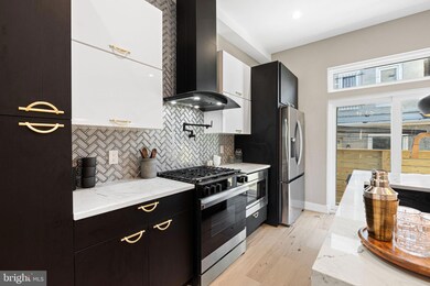 1318 Dorrance St, Philadelphia, PA 19146 - photo 4