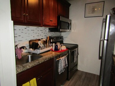 Van Wagenen Terrace unit 6I, Jersey City, NJ 07306 - photo 4
