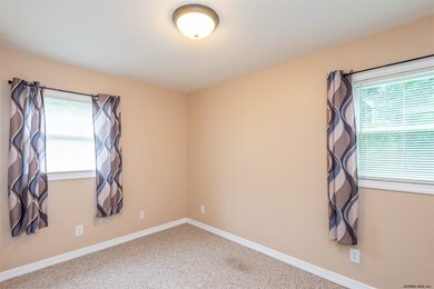 216 Park Ave, Rensselaer, NY 12144 - photo 5