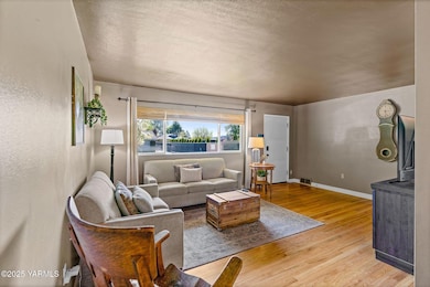 1010 S 27th Ave-7