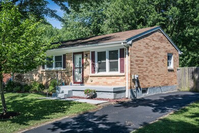 9210 Pagoda Dr, Louisville, KY 40229 - photo 4