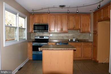 218 Doncaster Rd, Joppa, MD 21085 - photo 5