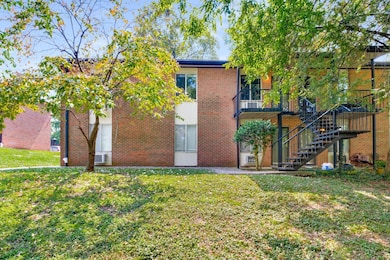 2601 Hillsboro Pike unit O8, Nashville, TN 37212 - photo 2