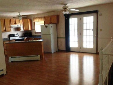 Kitchen. Kitchen/Dining Area