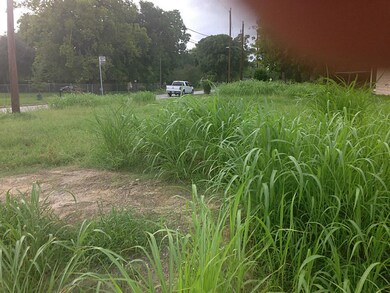 890 Chas Ln, Houston, TX 77091 - photo 3