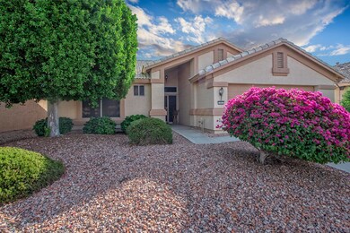 003_Nice Curb Appeal (2)