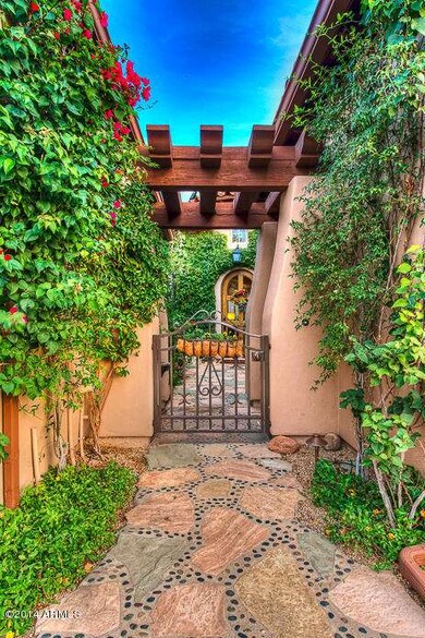 PRIVATE COURTYARD ENTRANCE